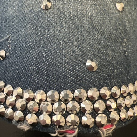 True Gear Denim Distressed KISS Band Bling Baseball Hat Cap New - Picture 16 of 16